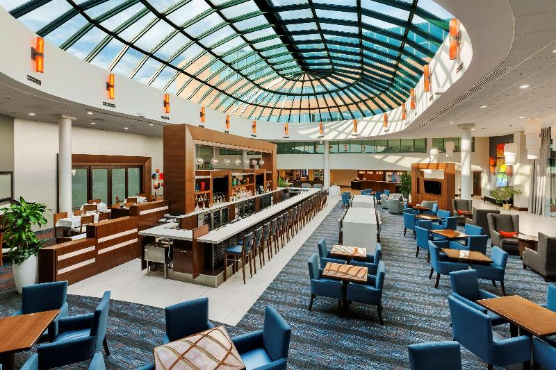 Hilton Long Island/Huntington - Lobi