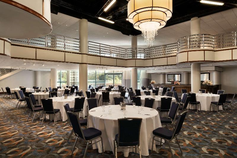 Hilton Long Island/Huntington - Genel