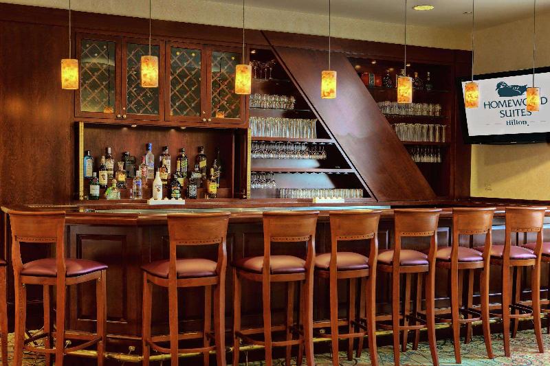 Homewood Suites by Hilton East Rutherford - Meadow - Bar