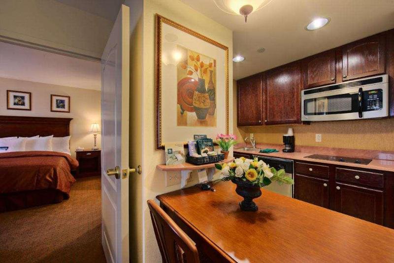 Homewood Suites by Hilton East Rutherford - Meadow - Oda