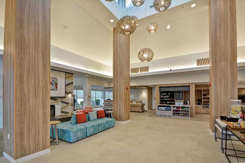 Hilton Garden Inn Ridgefield Park - Lobi