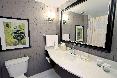 Hilton Garden Inn Westbury oda fotoğrafı