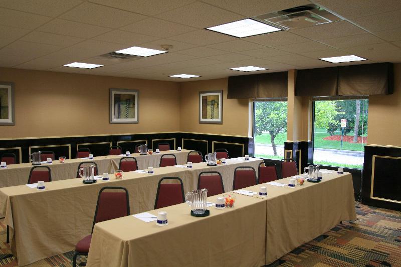 Hampton Inn Long Island/Commack - Toplantı