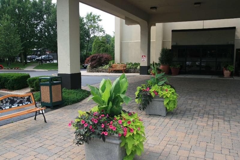 Hampton Inn Long Island/Commack - Genel