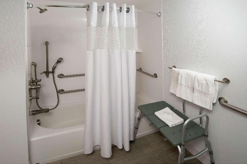 Hampton Inn Long Island/Commack - Oda