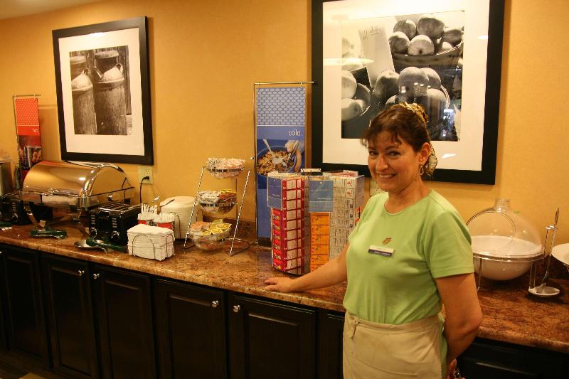 Hampton Inn Long Island/Commack - Restoran