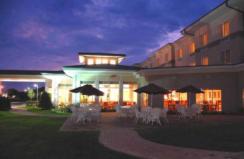 Hilton Garden Inn Riverhead - Restoran