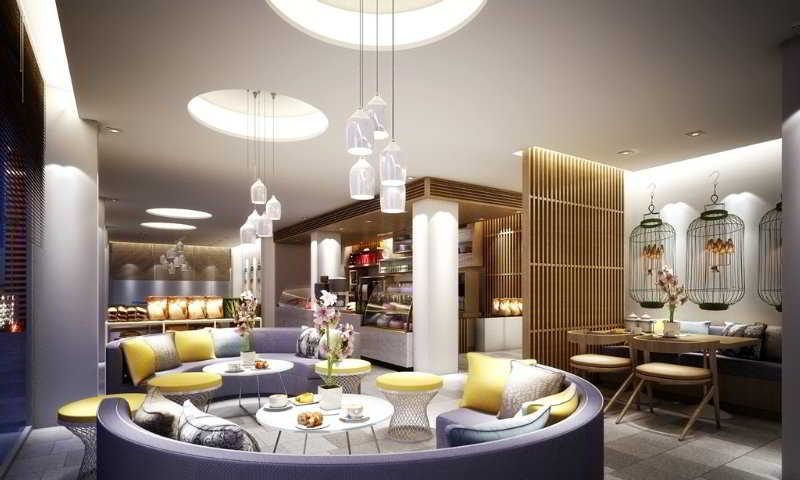 The ASHLEE Plaza Patong Hotel & Spa fotoÄŸrafÄ±