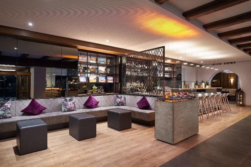 Hyperion H+ Hotel Alpina Garmisch Partenkirchen - Lobi