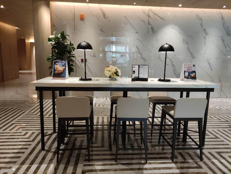 Grand Richmond Stylish Convention Hotel - Bar