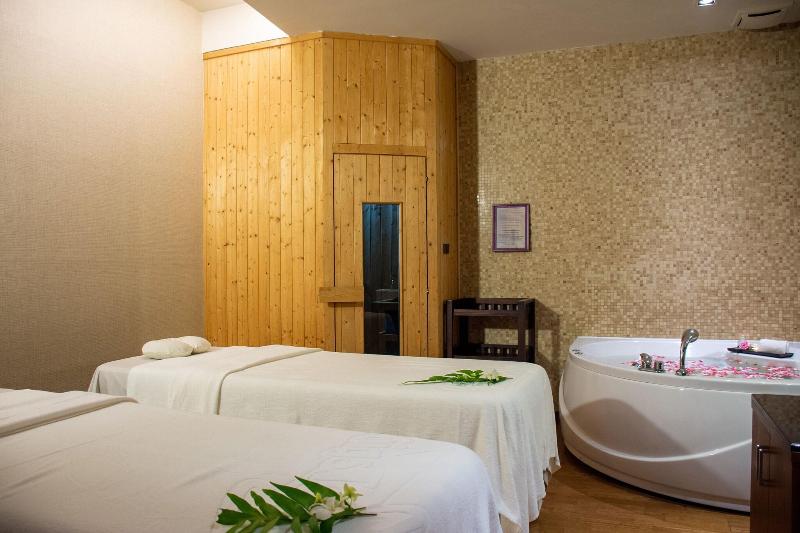 Grand Richmond Stylish Convention Hotel - Aktivite