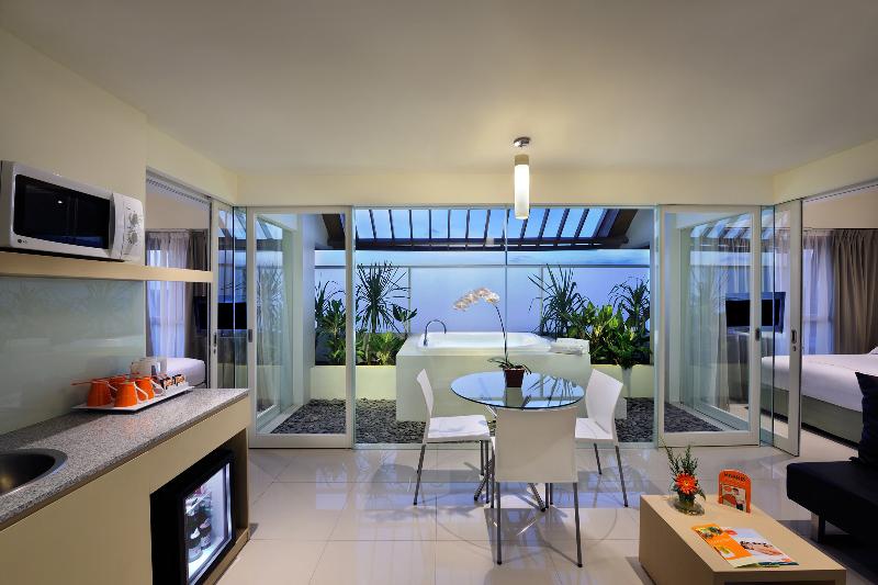 Harris Hotel & Residences Sunset Road - Oda