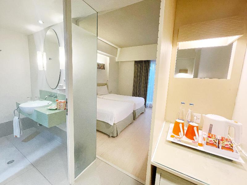 Harris Hotel & Residences Sunset Road - Oda