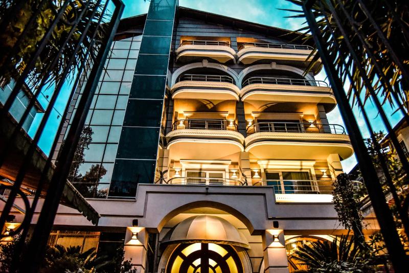 VH Broadway Tirana Hotel - Genel