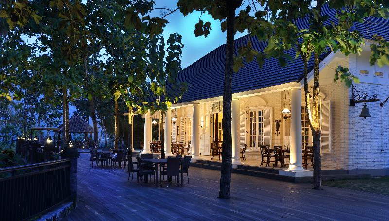 Plataran Borobudur Resort Magelang - Restoran