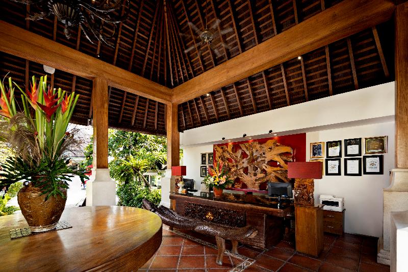 Villa Kayu Raja - Lobi
