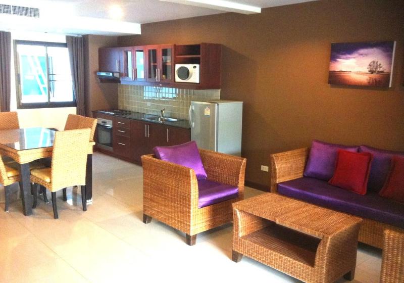 Kamala Beach Front Apartment - Oda