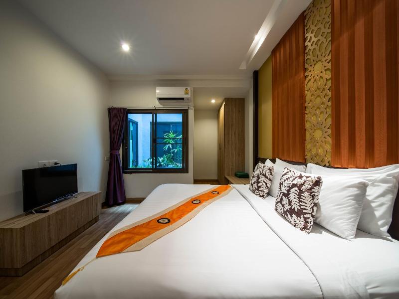 Kamala Beach Front Apartment - Oda