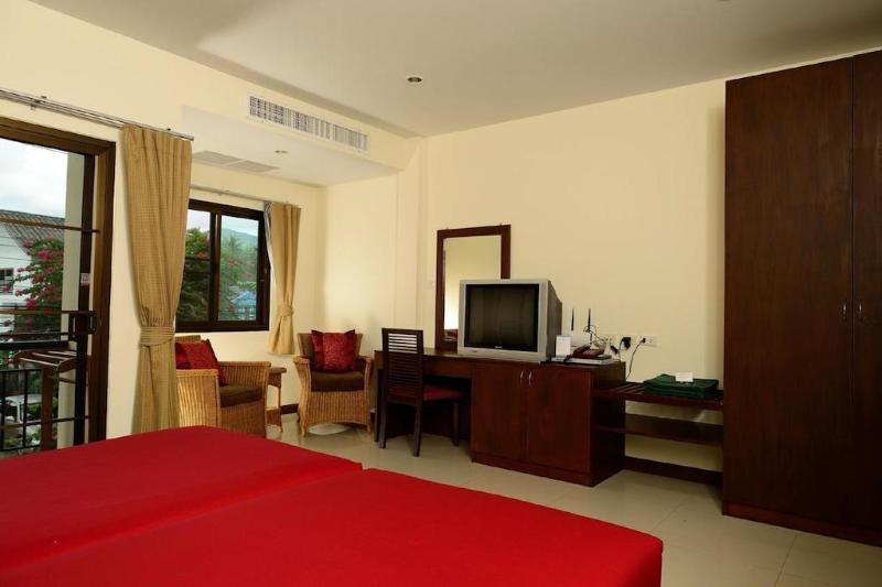 Kamala Beach Front Apartment - Oda