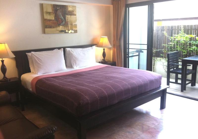 Kamala Beach Front Apartment - Oda