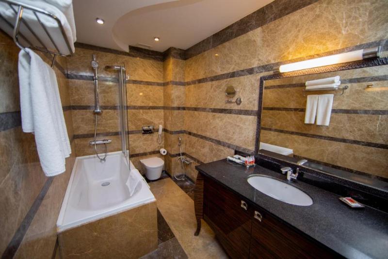 Sapphire Hotel - Oda
