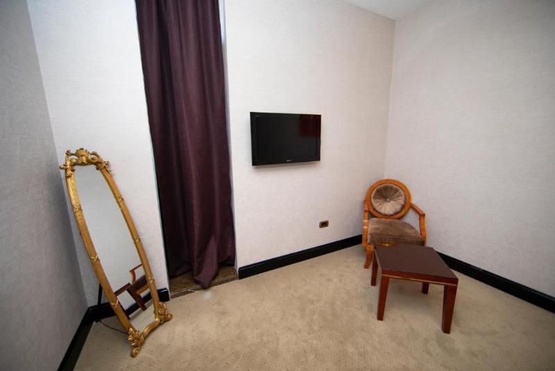 Sapphire Hotel - Oda