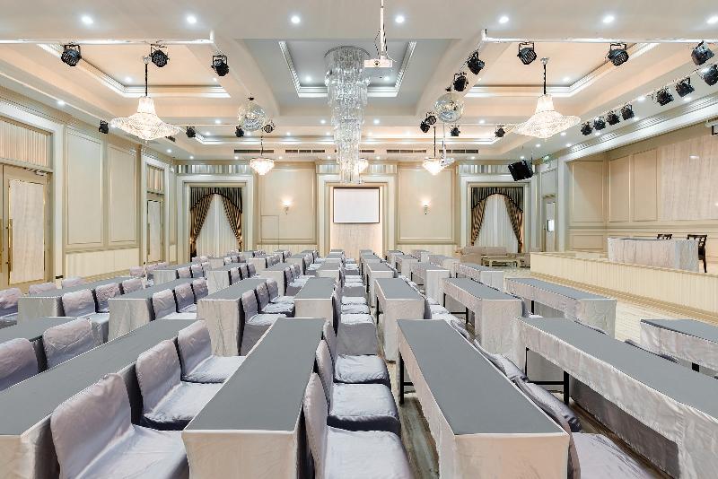 Hinn - Namm  Hotel - Toplantı
