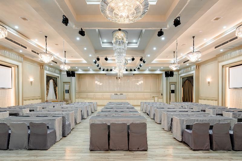 Hinn - Namm  Hotel - Toplantı