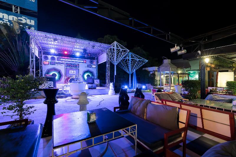 Hinn - Namm  Hotel - Restoran