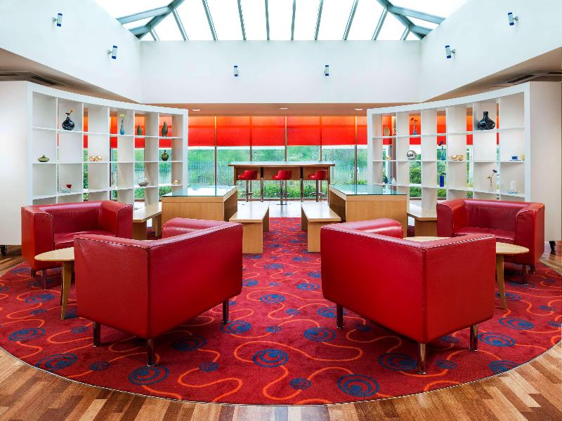 Park Inn by Radisson Birmingham Walsall - Bar