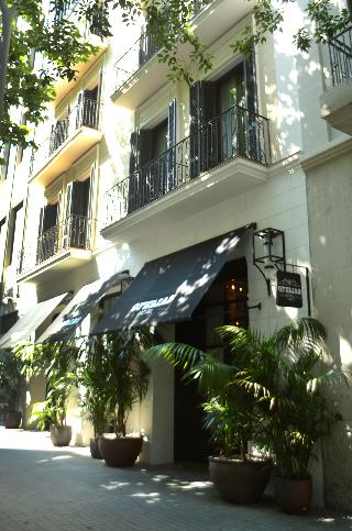 Ofelias Hotel