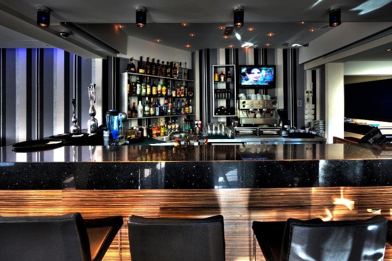 Livadhiotis City Hotel - Bar