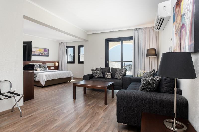 Livadhiotis City Hotel - Genel