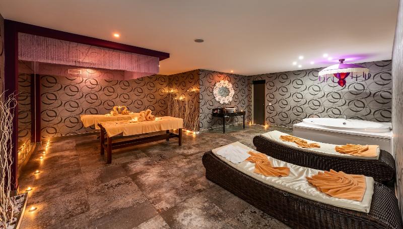 Vikingen Infinity Resort & Spa - Teras