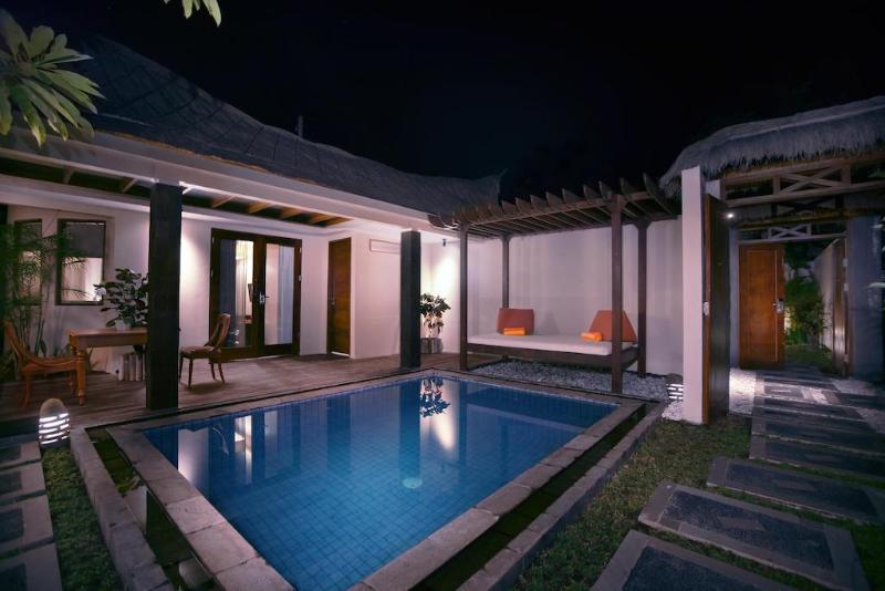 Aston Sunset Beach Resort - Gili Trawangan - Oda