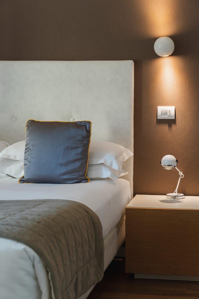 Select Suites & Spa - Oda