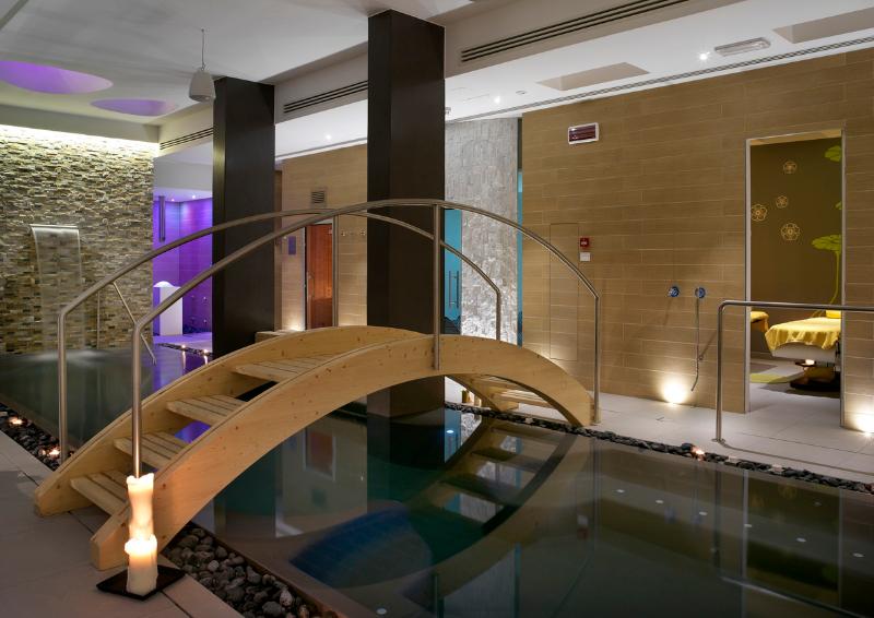 Select Suites & Spa - Havuz