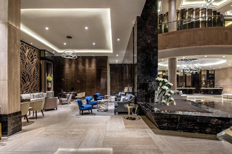 The Ritz-Carlton Jakarta, Mega Kuningan - Lobi