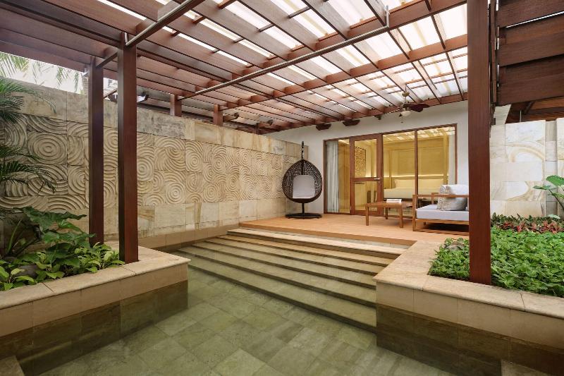 The Ritz-Carlton Jakarta, Mega Kuningan - Havuz