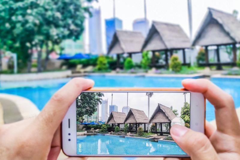 The Ritz-Carlton Jakarta, Mega Kuningan - Havuz