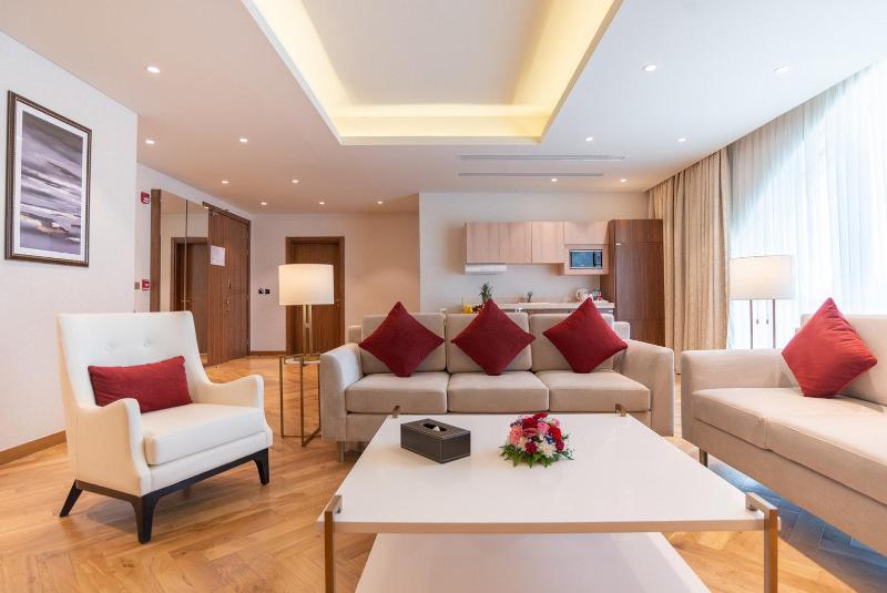 Century Hotel - Genel