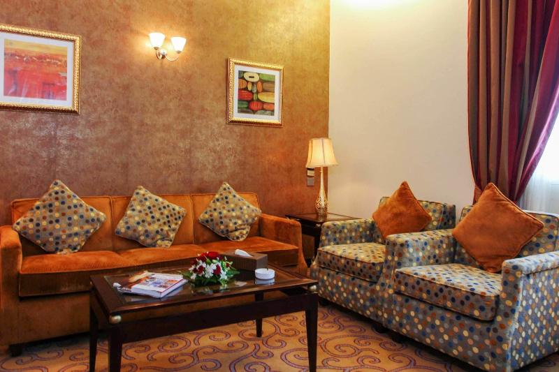 Century Hotel - Oda