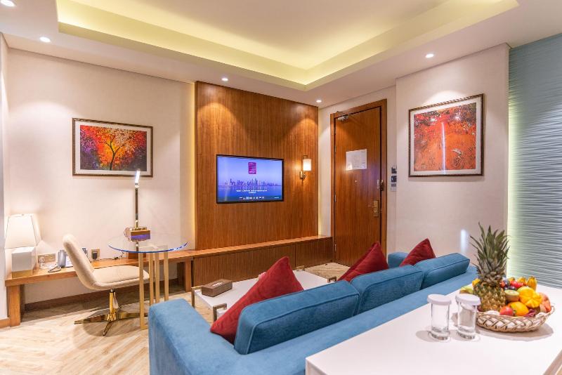 Century Hotel - Oda