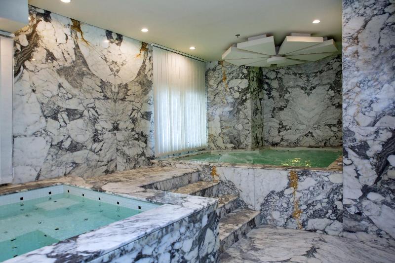 Century Hotel - Havuz