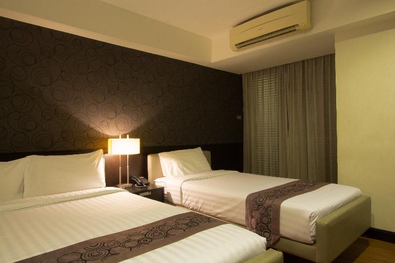 Lily Hotel Bangkok - Oda