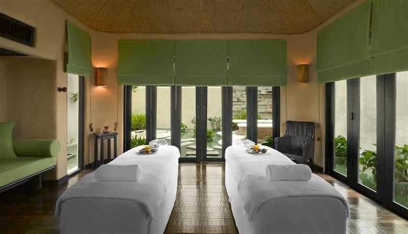 The Naka Island A Luxury Collection Resort & Spa - Aktivite