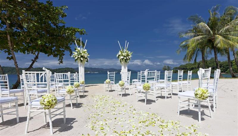 The Naka Island A Luxury Collection Resort & Spa - Aktivite