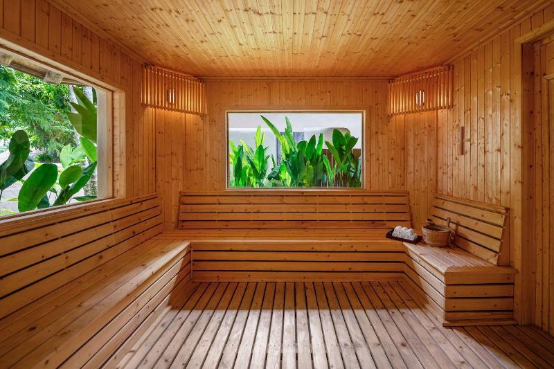 The Naka Island A Luxury Collection Resort & Spa - Aktivite