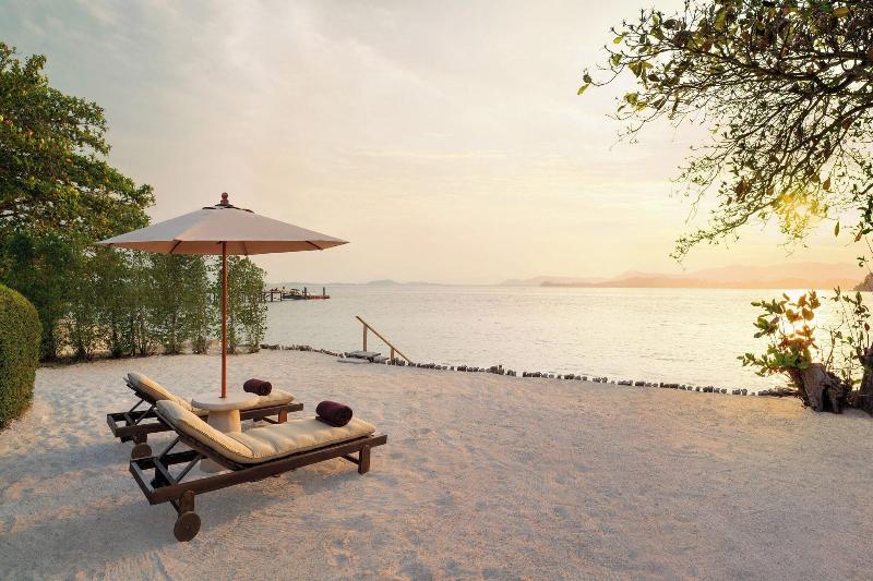 The Naka Island A Luxury Collection Resort & Spa - Plaj