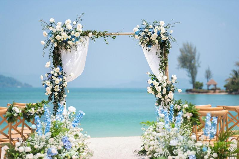 The Naka Island A Luxury Collection Resort & Spa - Plaj